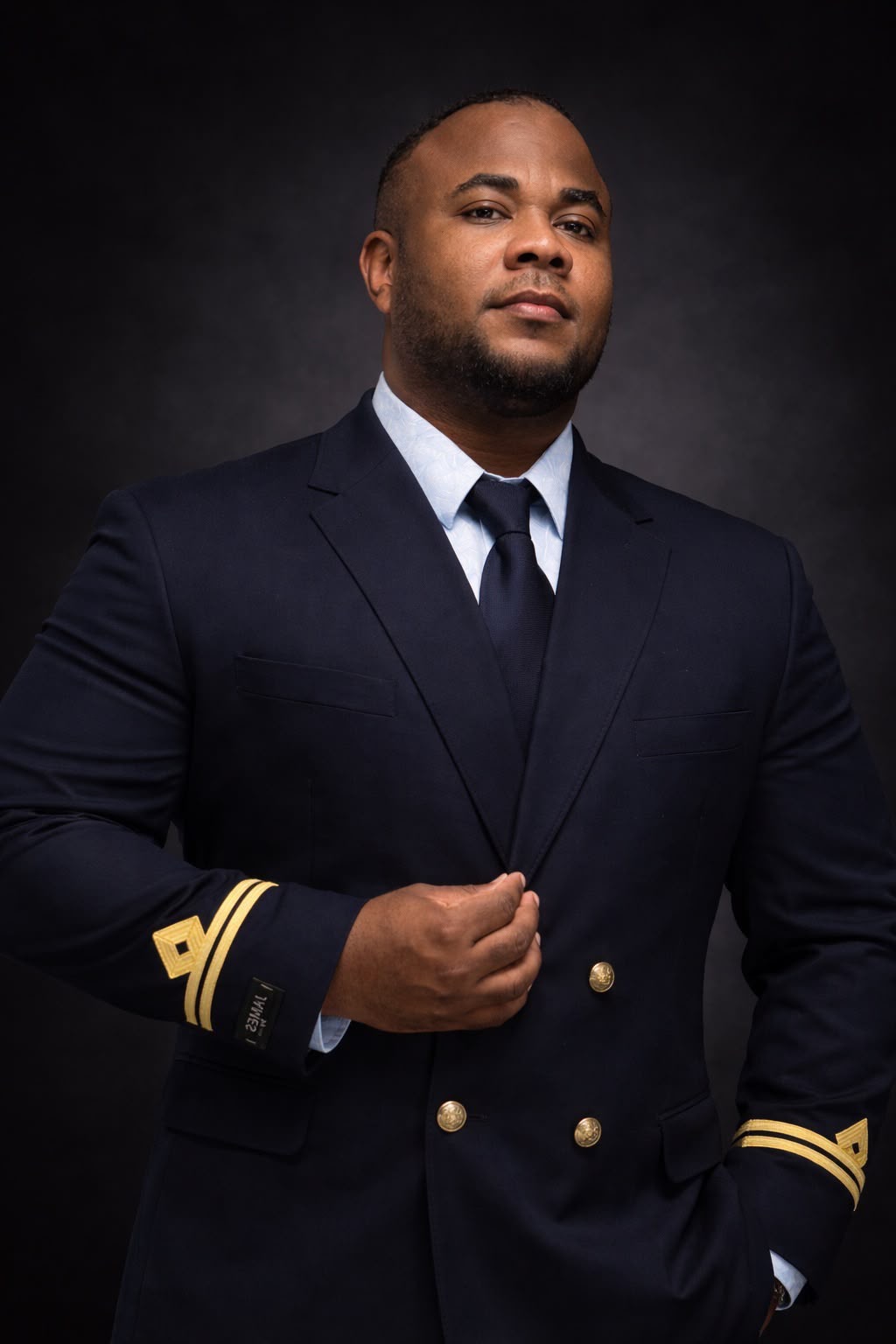 SOCIOS QUE INSPIRAN | Roberto Góndola, de Puerto Armuelles a los grandes cruceros del mundo